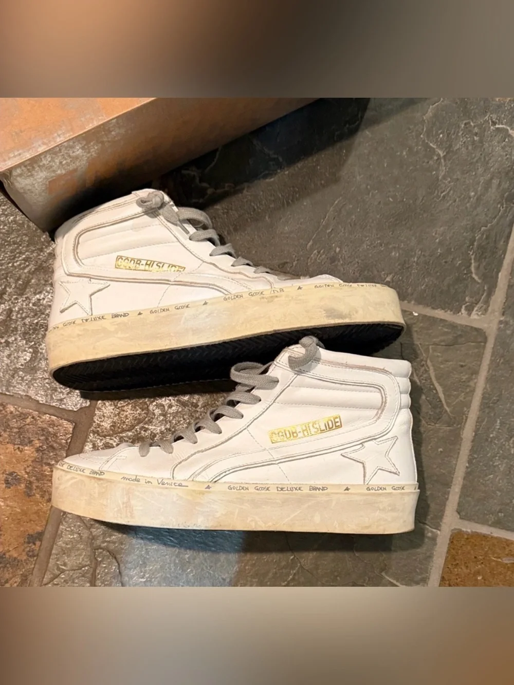 RARE ⭐️ Golden Goose Leather White Hi-Top Distressed Size 9 Hi- Slides - Picture 3 of 8